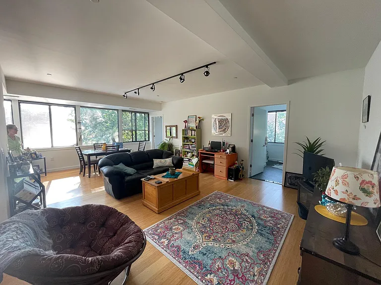 1200 Bedford St #205 — Photo 19