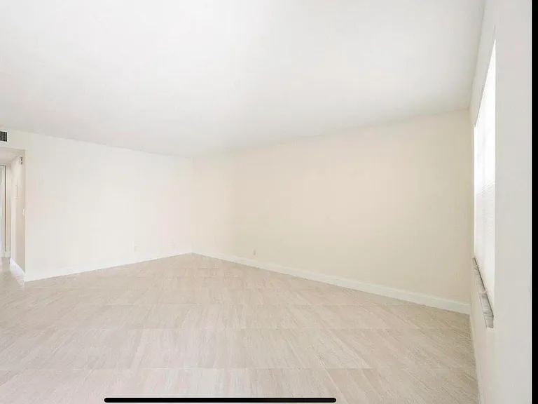 401 Monaco Park #401 — Photo 3