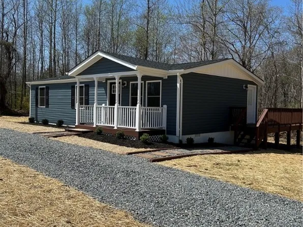 931 Light St, Heathsville, VA 22473