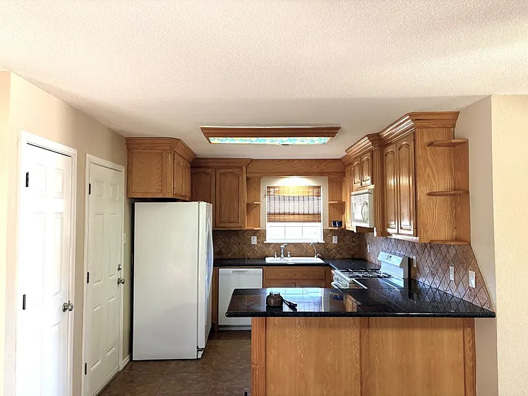 4423 Gulf Ave — Photo 7