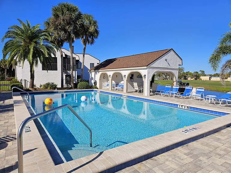 812 Capri Isles Blvd #225 — Photo 35