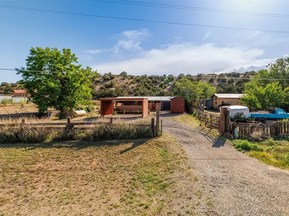 133 County Road 135, Hernandez, NM 87537