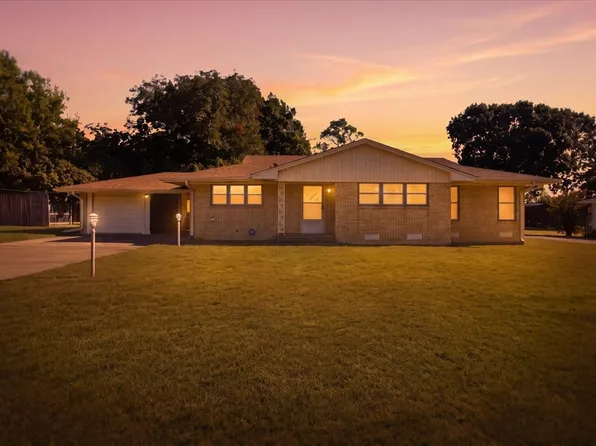 1713 E Mildred St, Sherman, TX 75090