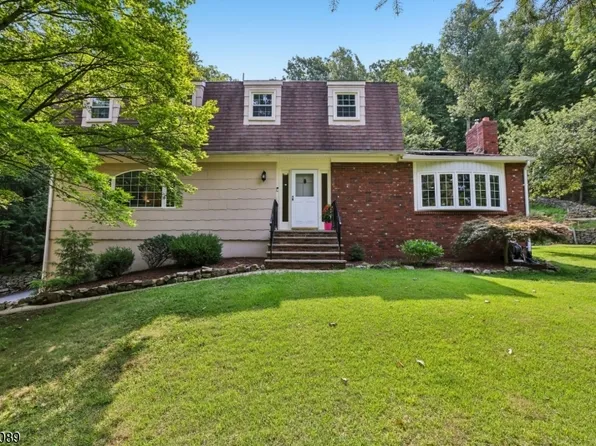 16 Zander Ln, Randolph Twp., NJ 07869