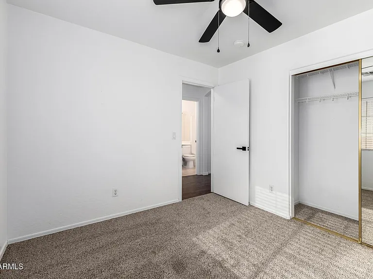 1501 S 113th Dr — Photo 20