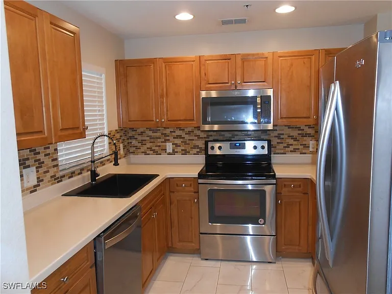 9409 Ivy Brook Run #1303 — Photo 4