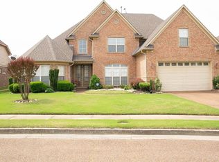 8483 Boothes Ridge Dr, Memphis, TN 38125