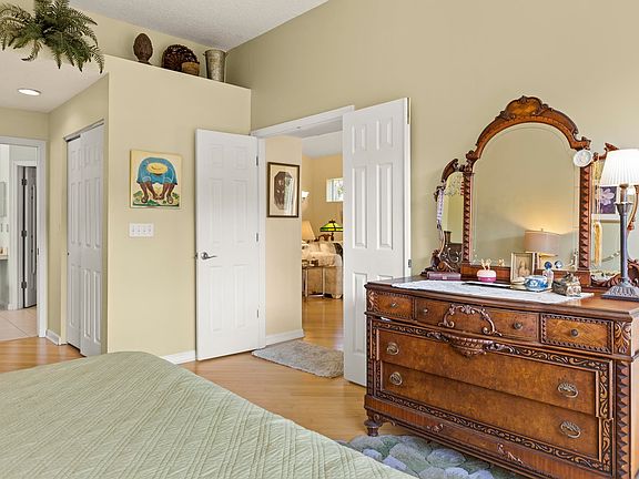 3rd image of 336 Ebb Tide Ct #2
