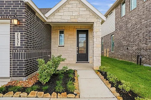 21531 Colonial Meadow Creek Trl Photo 1