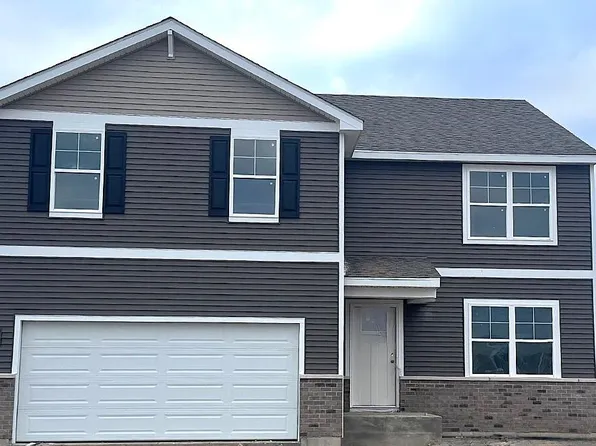 444 Fry St, Hebron, IN 46341