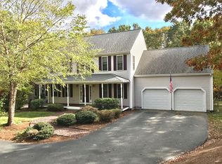 31 Hilltop Dr, Douglas, MA 01516