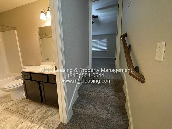 2122 SW Timbertrace Ln — Photo 17