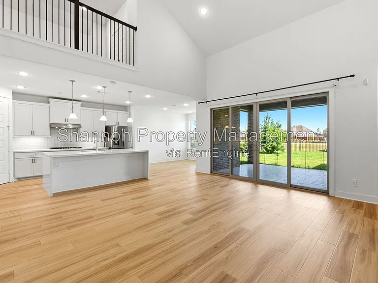 24610 Bardona Way — Photo 10