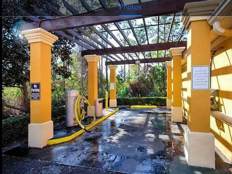 Car wash with vacuum onsite in Mirabella