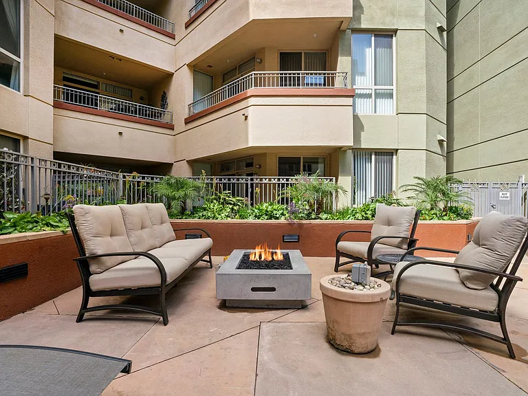 1501 Front St #633 — Photo 40