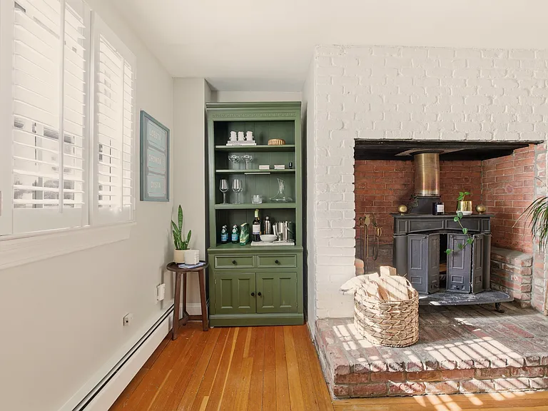 28 Kay St #3 — Photo 10