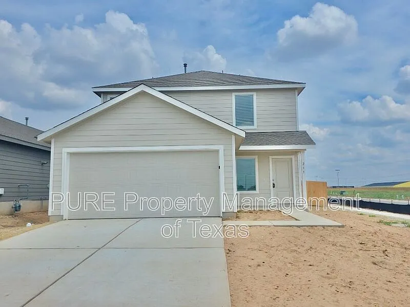 4 bed, 2.5 bath, 1850 sqft, $1,950 — Photo 1