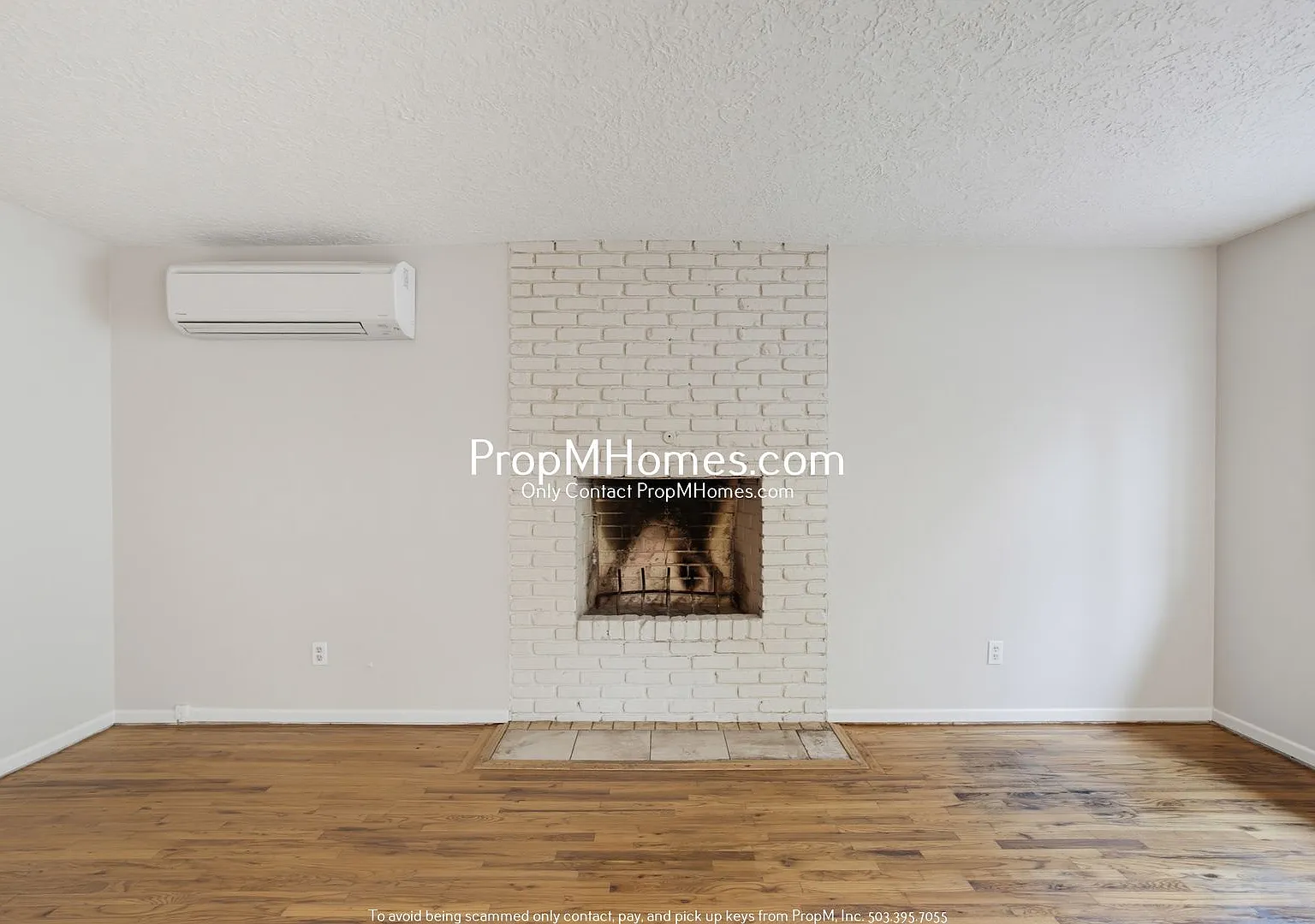 Charming Two Bedroom Duplex in SW! — Photo 4