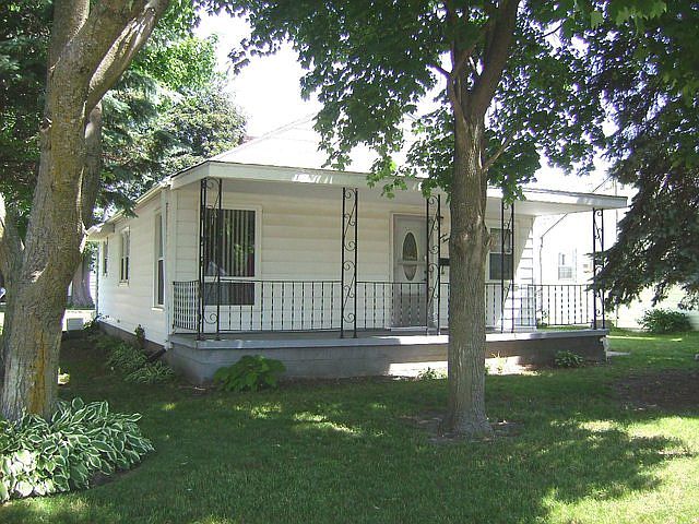 1st image of 1214 W 21st St