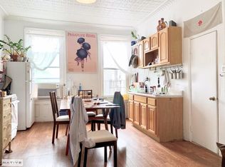 158 Norman Ave APT 3L, Brooklyn, NY 11222