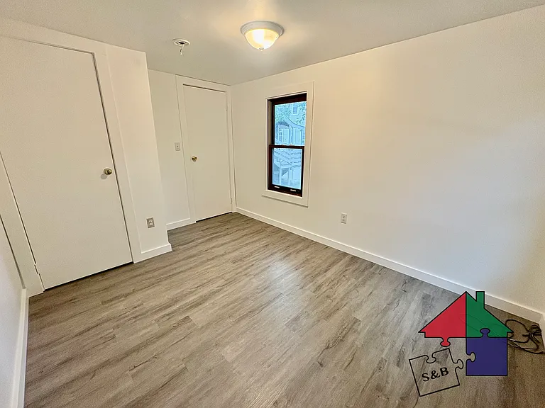 216 Pine St #3C — Photo 19
