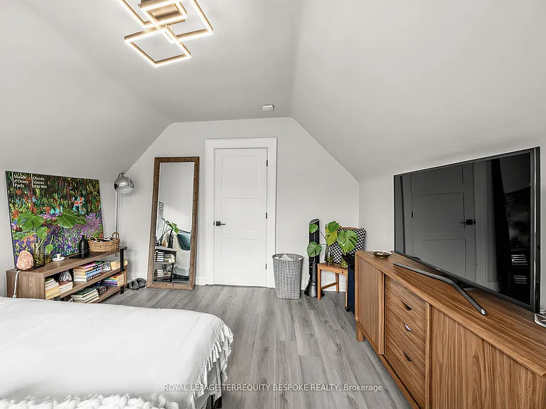 505 Parkside Dr #4 — Photo 3