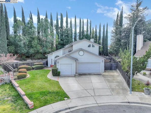 1743 Freeport Ct, Oakley, CA 94561