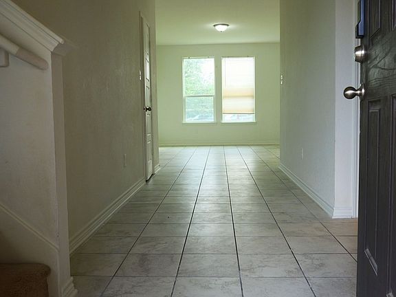 4th image of 3131 Mission Gate