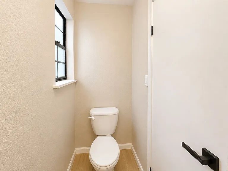 2315 Byers St — Photo 13