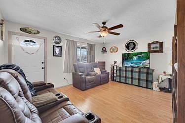 5th image of 6107 NW Birchwood Pl