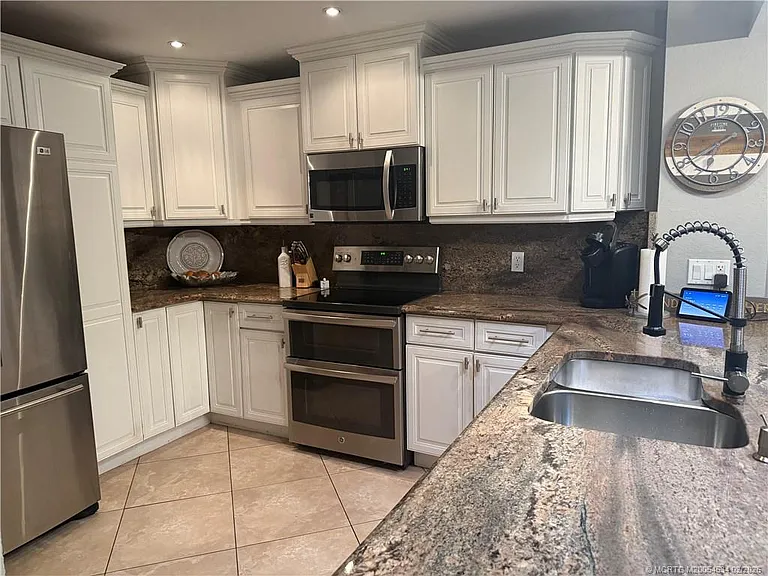 10680 S Ocean Dr #G1 — Photo 7