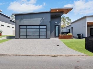 2307 Lake Hall Rd, Tallahassee, FL 32309