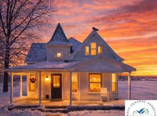 22160 Main St, Weaubleau, MO 65774