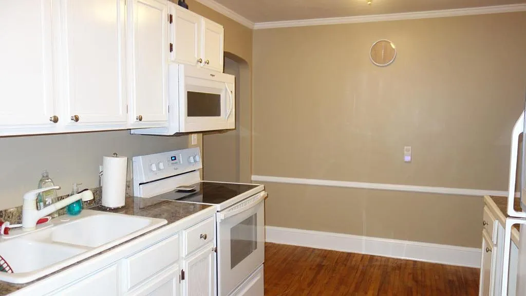 2 bed, 900 sqft, $1,450 — Photo 2
