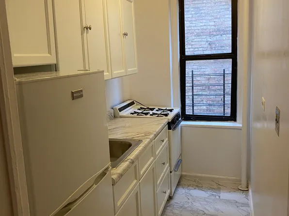 1 West 126th Street image 1 of 4