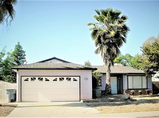 1679 Santa Ana Ave, Clovis, CA 93611