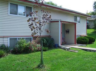 15419 Barat Rd, Grandview, MO 64030