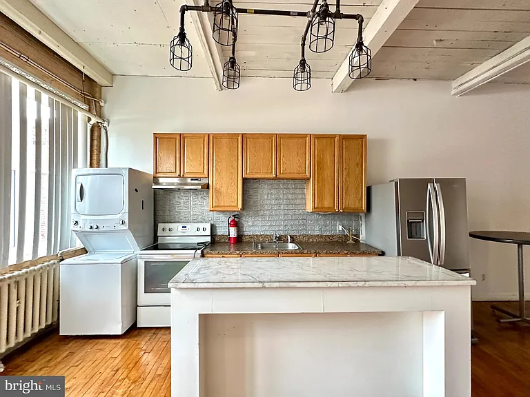 14 W Harvey St #16-2C — Photo 13