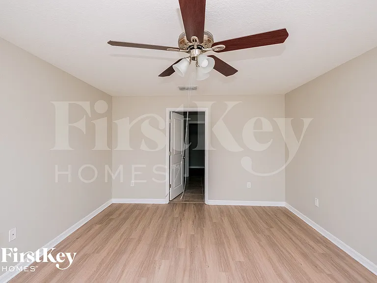 1908 Broad Winged Hawk Dr — Photo 9