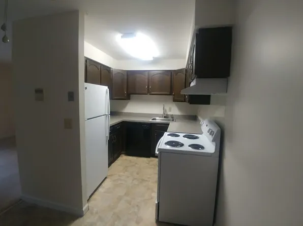 1432 Willard Ave #306, Newington, CT 06111