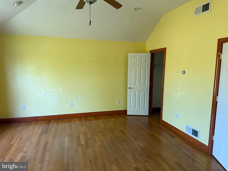 39 N Friendship Ct — Photo 25