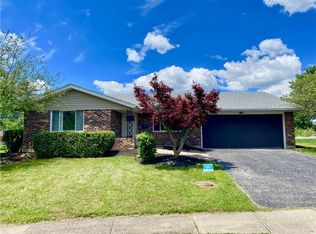 7121 Claircrest Dr, Dayton, OH 45424