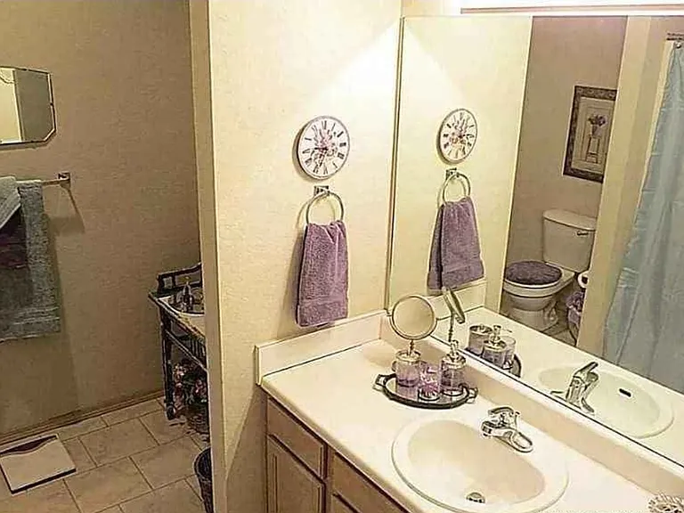 77 W Sweetwater Way #77 — Photo 5