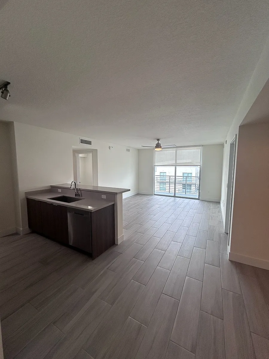 Building Photo - 1144 NW 5th St #A1