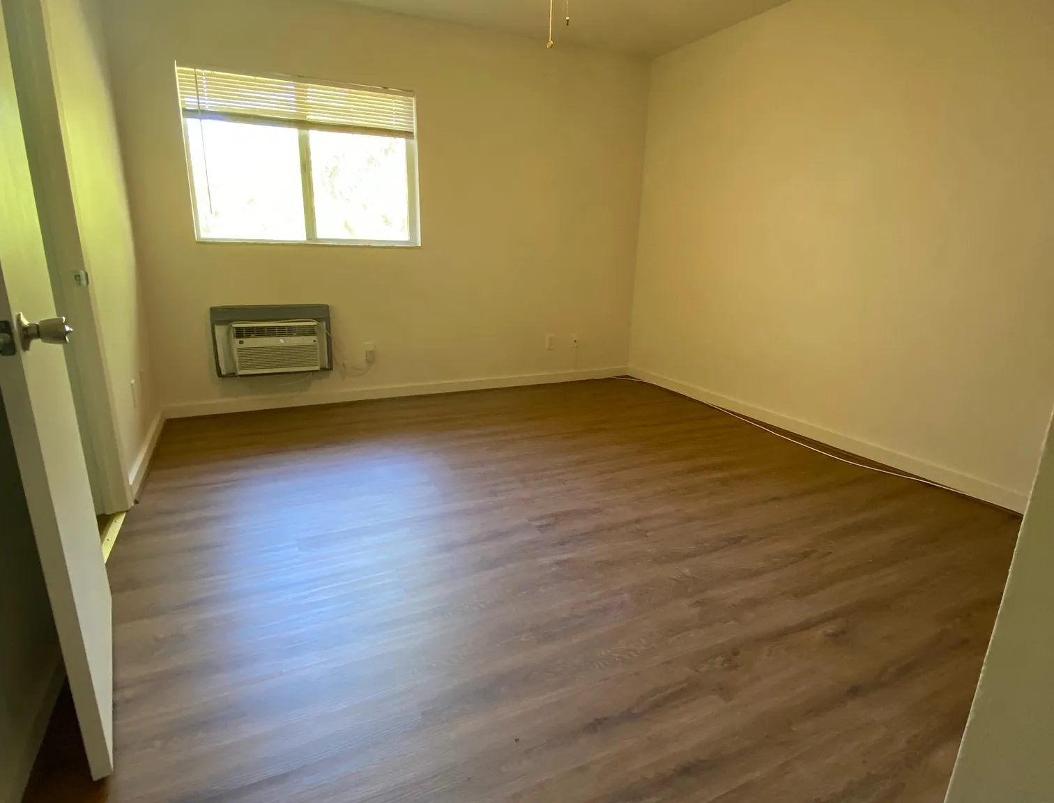 291 Lowell Avenue - 2 — Photo 4