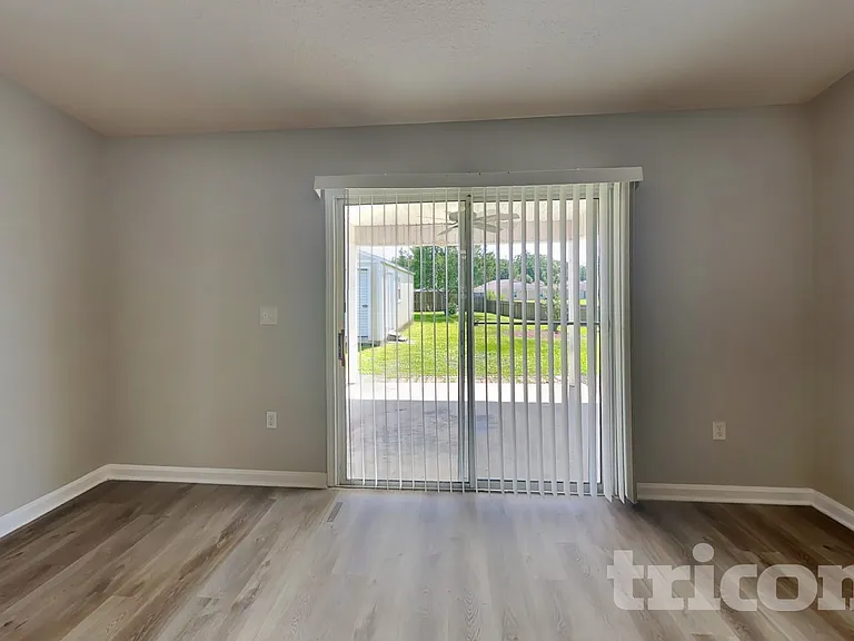45512 Ingleham Cir — Photo 2