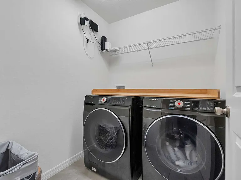 3800 Whitetail Ct — Photo 10