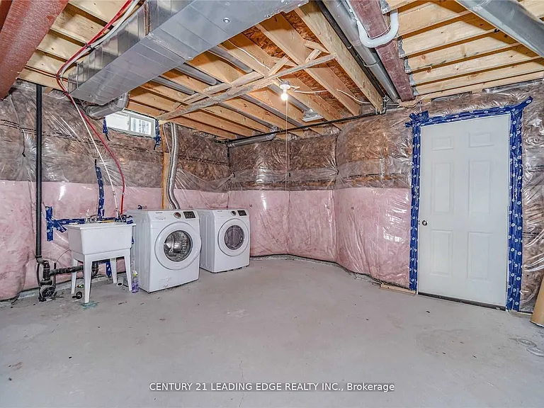 75 Henry Smith Ave — Photo 35