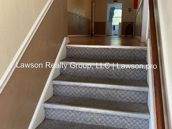 5th image of 805 Apperson Dr APT 6