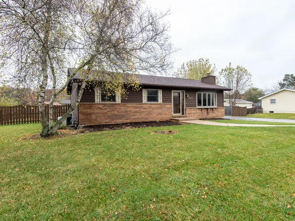 10290 W Chaplin Ave, Beach Park, IL 60099